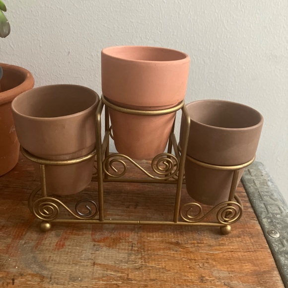 Boho 3 terracotta Ceramic Mini Planters + Vintage Boho Metal Stand Bronze Gold - Picture 2 of 4